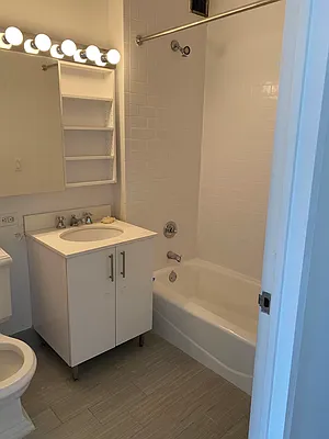 Rented by Oxford Property Group | media 22