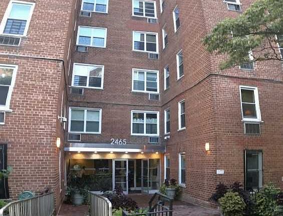 3rd image of 2465 Palisade Ave APT 2B