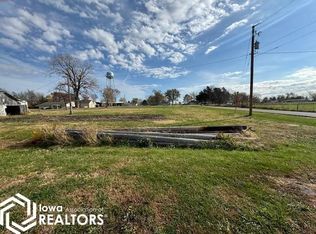 Wall Exline, Centerville, IA 52544