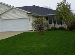 1805 Settlement Trl, Sheboygan, WI 53081