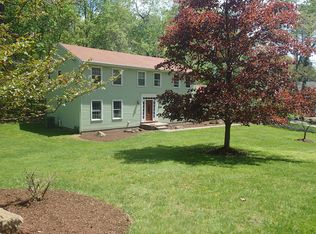 2289 Salem Dr, Pittsburgh, PA 15237