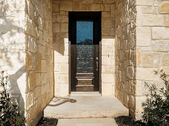 3rd image of 142 Escalera Cir