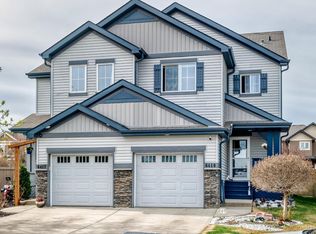 6419 18th Ave SW, Edmonton, AB T6X0M9