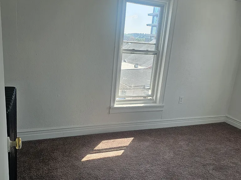 605 Ridge Ave — Photo 11