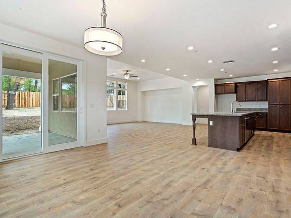 Plan 2 interior - dining room