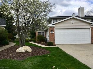 19334 Bradford Ct, Strongsville, OH 44149
