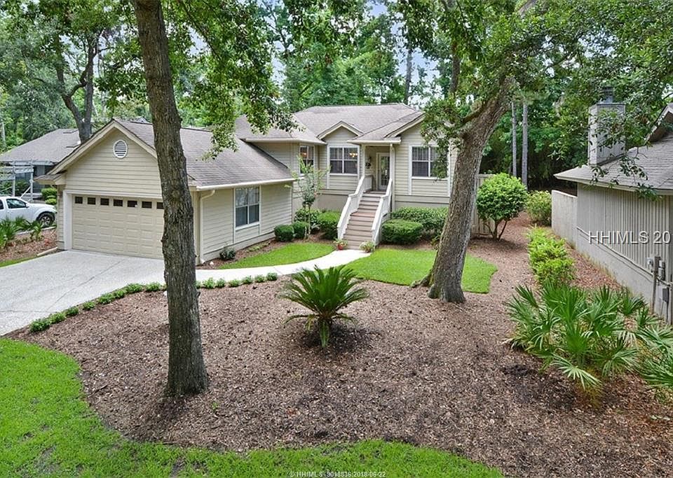 1st image of 7 Evergreen Ln