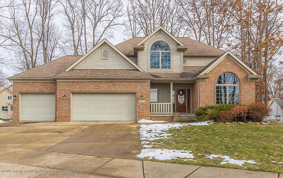 1st image of 2610 Little Hickory Dr