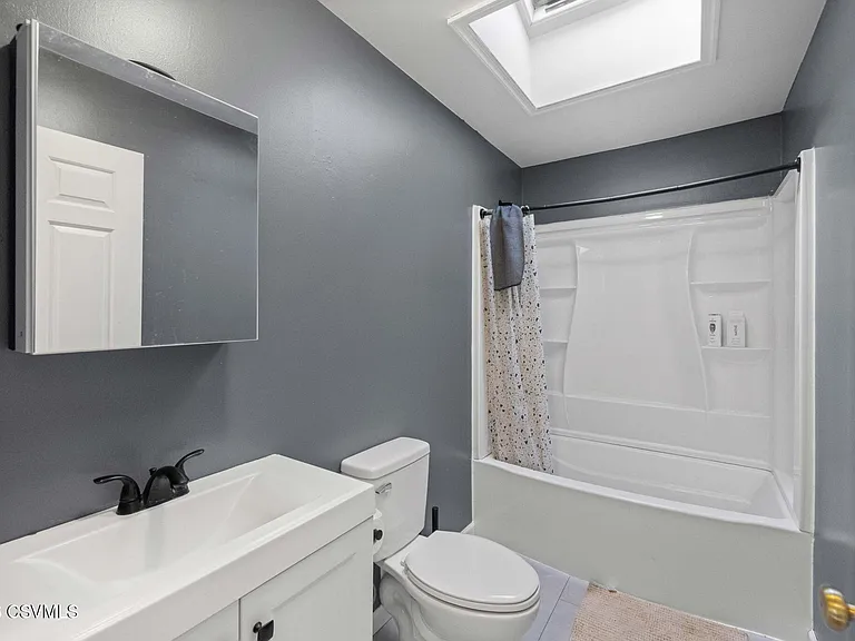 606 Nicholas Ave — Photo 10