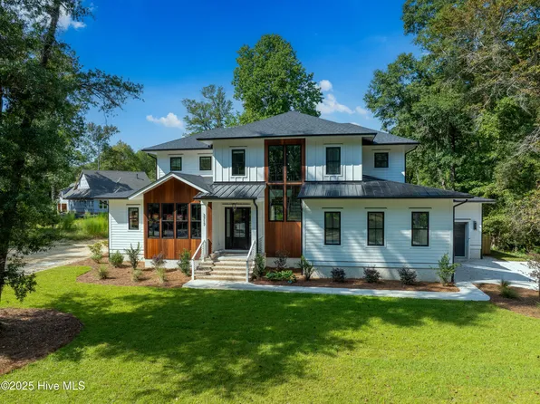 3717 Deerview Lane, Castle Hayne, NC 28429