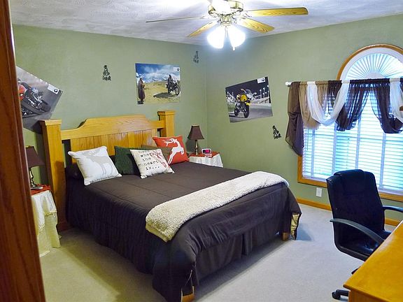 4th image of this home