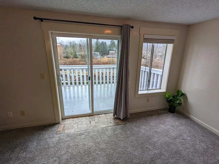 449 Main Ave S — Photo 5