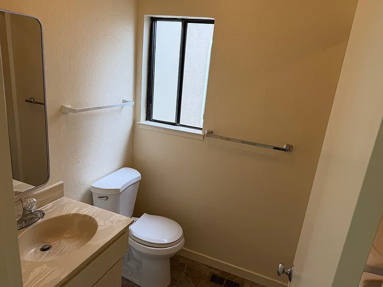 2069 Dolphin Dr — Photo 9