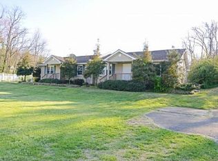 E McKee St, Greeneville, TN 37743