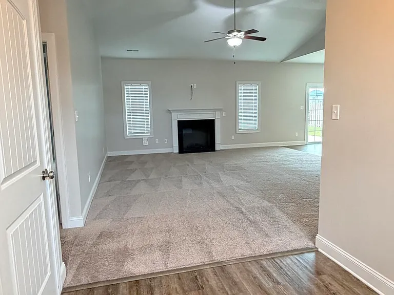 712 Hope Dexter Dr — Photo 3