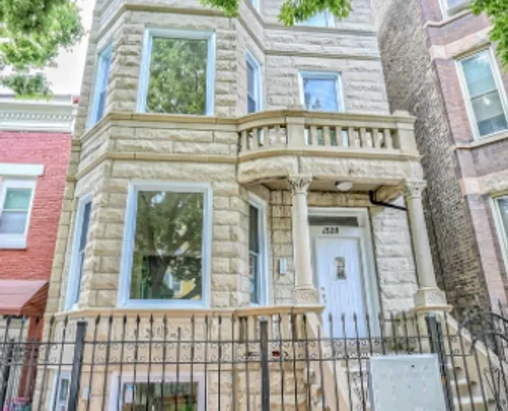 1528 N Campbell Ave — Photo 1