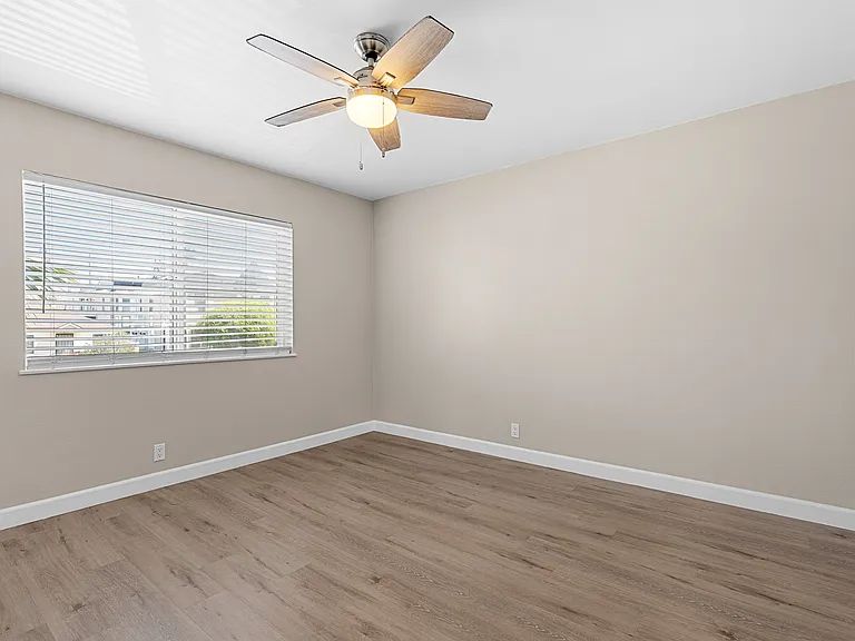 4695 Mission Blvd #4695 — Photo 7