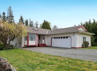 4240 Briardale Rd, Comox Valley, BC V9N 9R6