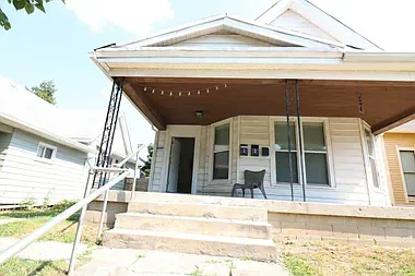 1 bed, 725 sqft, $1,300 — Photo 4