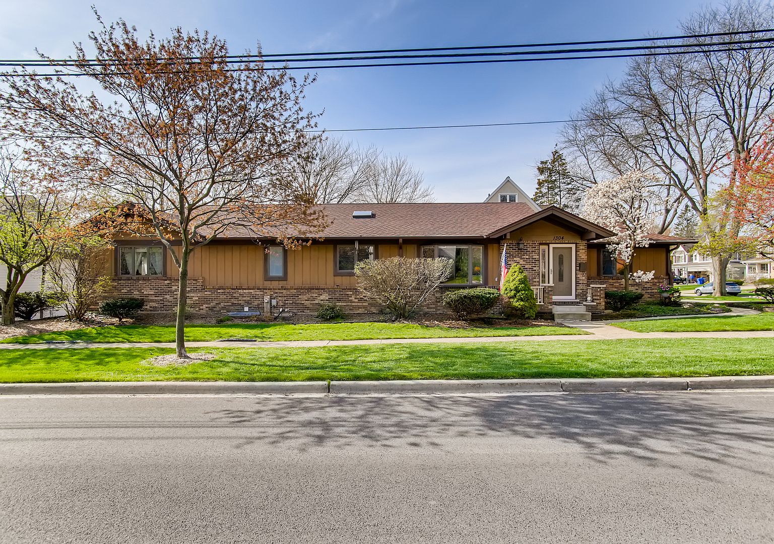 1304 E Harrison Ave, Wheaton, IL 60187 Zillow