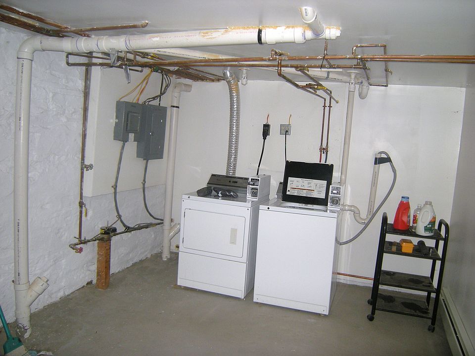 2nd image of 6 Wynkoop Ln #1