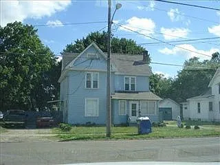 204 W Sturgis St photo 1