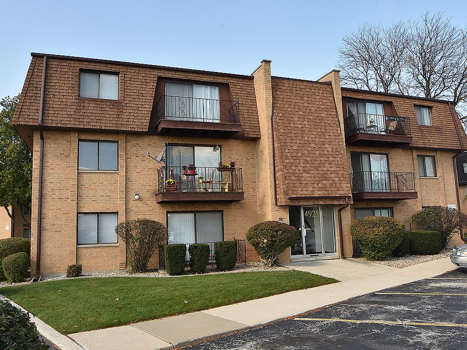 1st image of 4925 W 109th St #17104