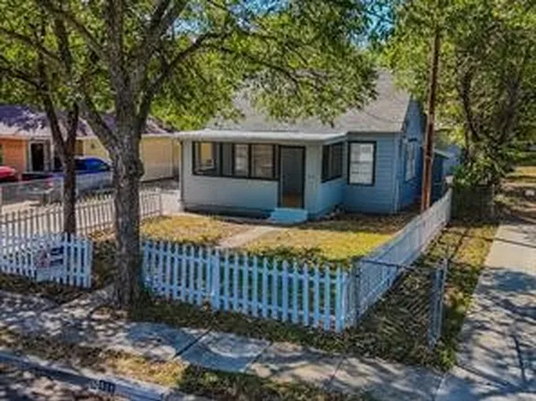 519 Sunnyside Ave, Cockrell Hill, TX 75212