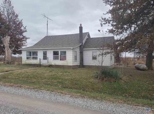 18500 Prairie Chapel Rd, Hughesville, MO 65334
