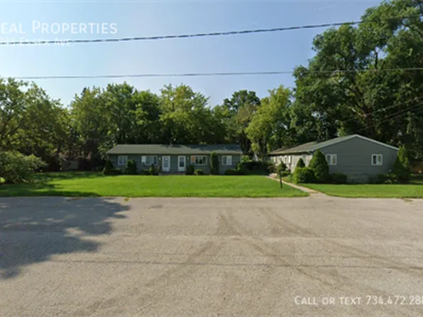 1933 Essex Ave, Saginaw, MI 48602