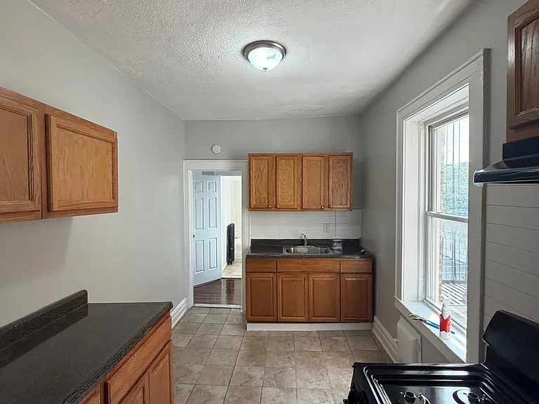 254 Mount Prospect Ave #301 — Photo 2