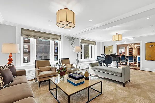 1st image of 235 W 71st St APT 3