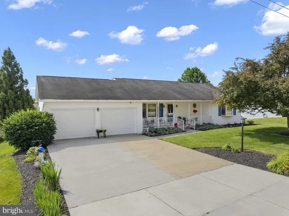 327 Beaver St, East Berlin, PA 17316