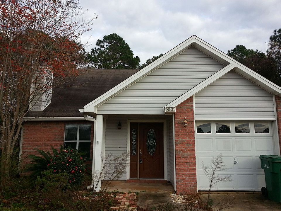 1st image of 495 Woodfern Ave