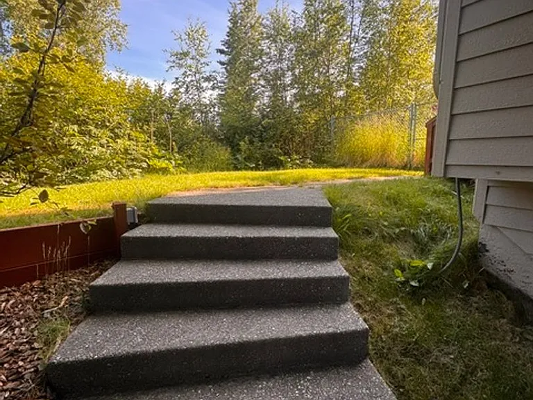 10100 Zermatt Cir — Photo 45