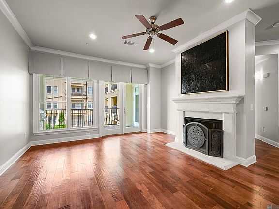 5th image of 998 Stanford Ave APT 311