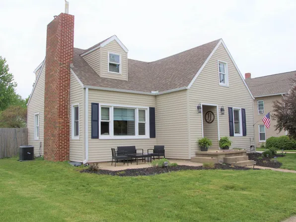 510 W Main St, Princeville, IL 61559