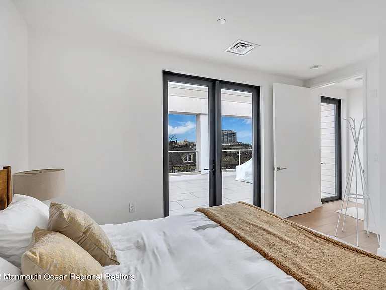 601 Heck St #307 — Photo 12