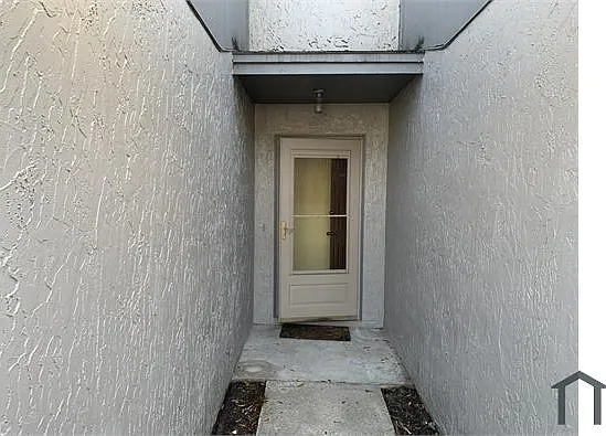3 bed, 1210 sqft, $1,800 — Photo 4