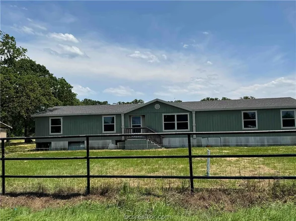 11459 Winstead Ln, Calvert, TX 77837