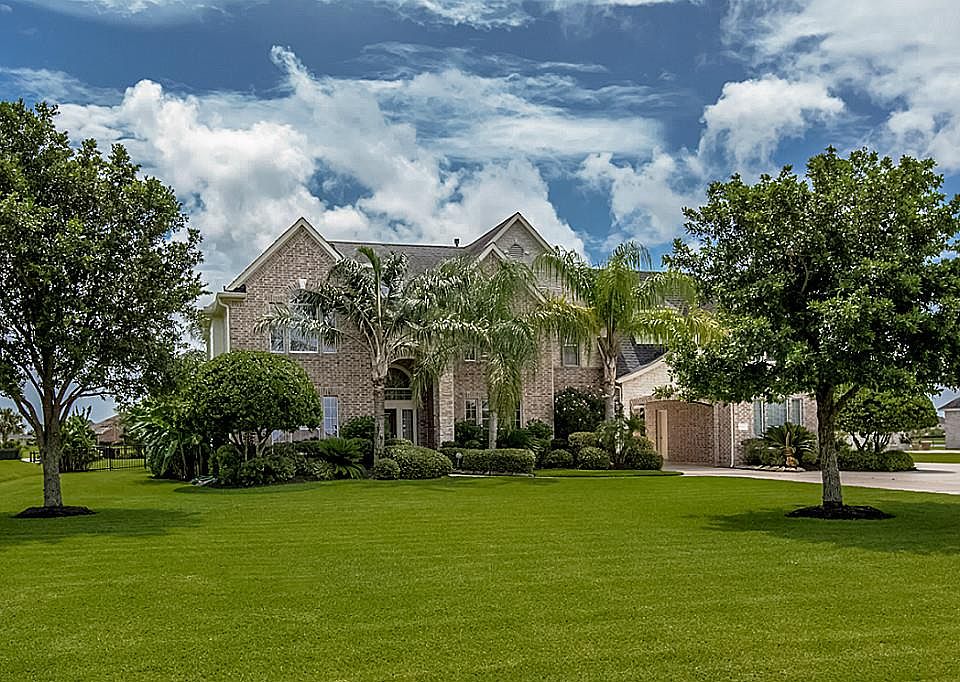 1st image of 1880 Lake Landing Dr