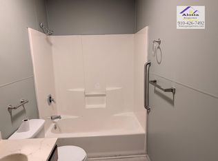 400 McLeod Rd, Red Springs, NC 28377