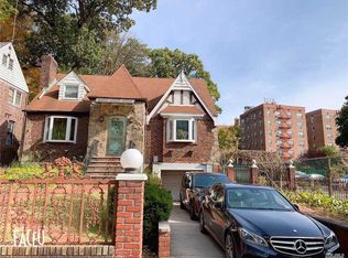 86-27 Avon St, Jamaica, NY 11432