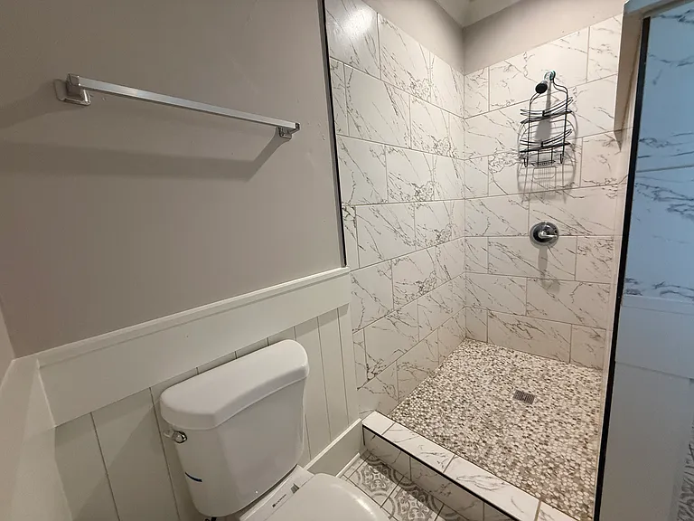 102 N Alston St #202 — Photo 8