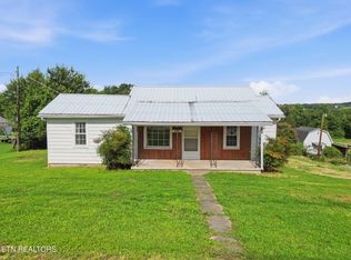 415 Island Ford Rd, Jacksboro, TN 37757