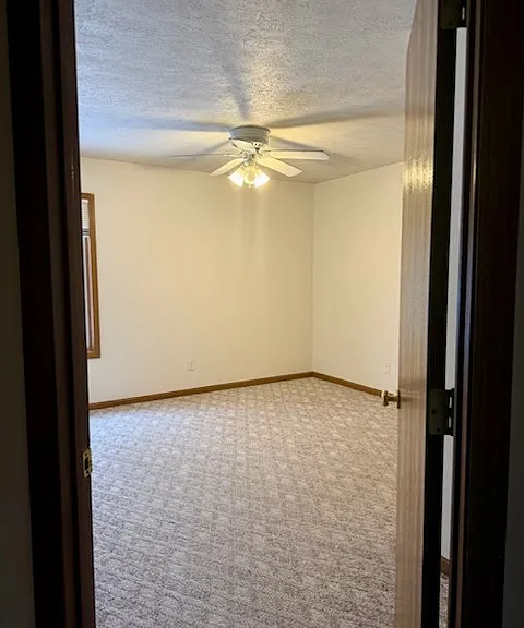 1074 Cumberland Ave — Photo 9