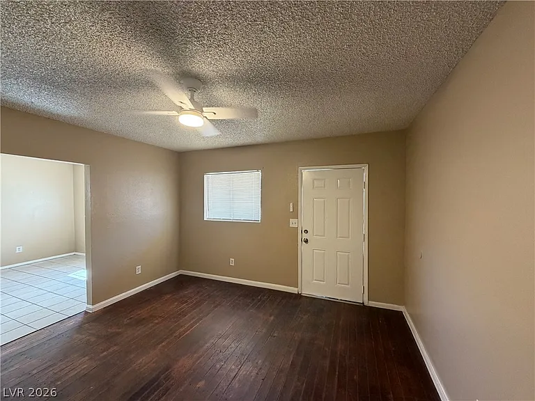 110 Silver St — Photo 10