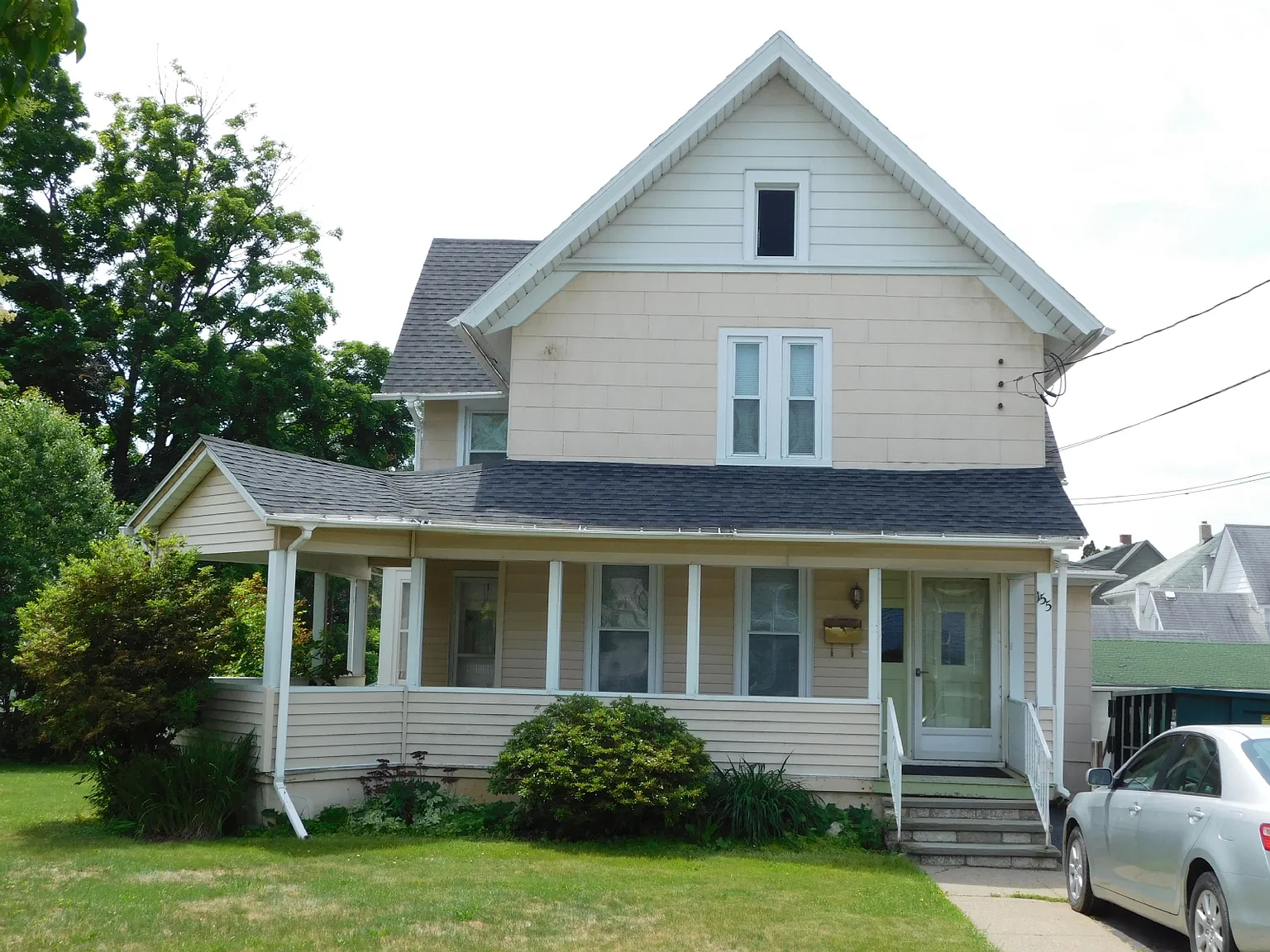 155 Schubert St photo 1