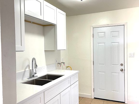 5th image of 24885-24919 Eucalyptus Ave #24887