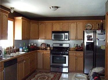 4th image of 1684 Winslow Dr
